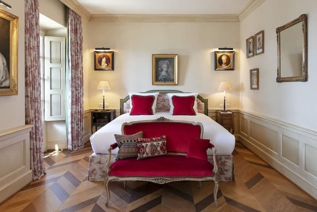 Vasarely Terrace Suite