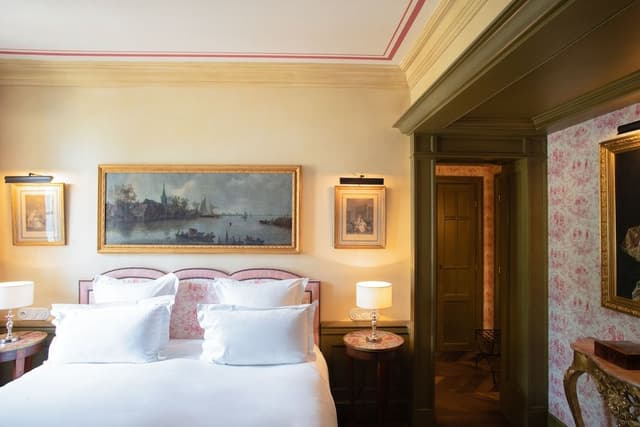 Classic Village Room