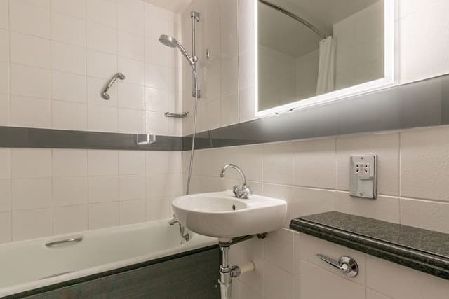 Express Single Room