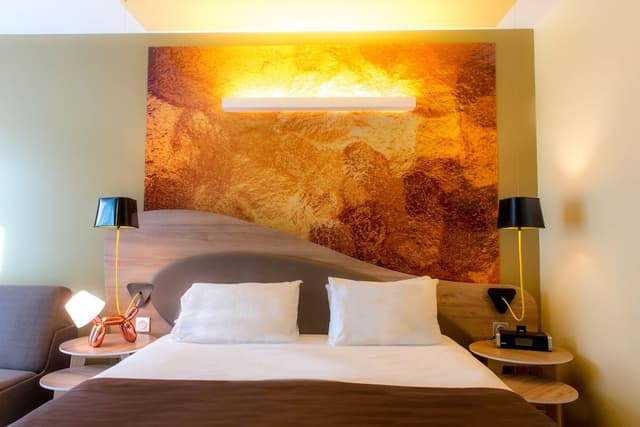 Premium Room, 1 Queen Bed with Sofa bed, Balcony