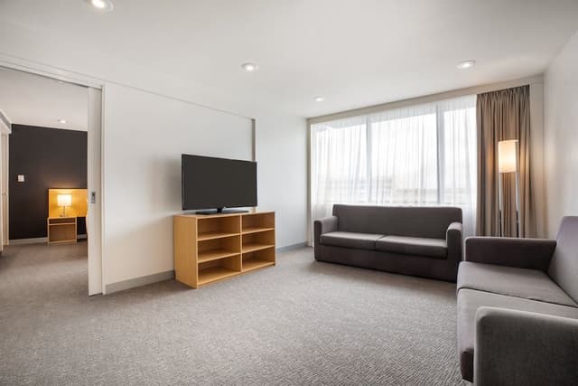 Suite, 1 King Bed (High Floor)