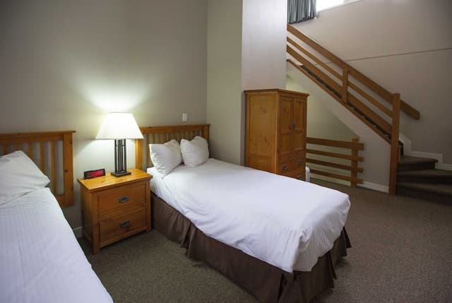 Loft, 2 Bedrooms, 2 Bathrooms