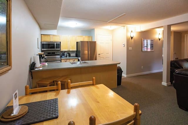 Condo, 1 Bedroom