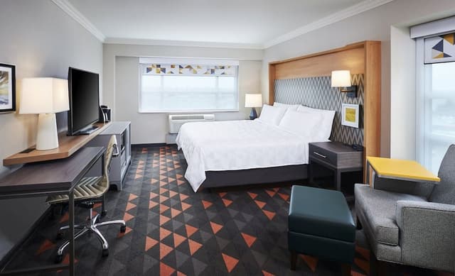 Standard Room, 1 King Bed