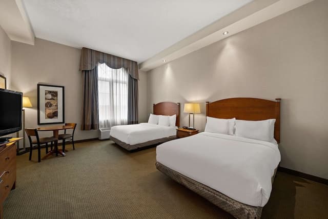Standard Room, 2 Queen Beds, Accessible, Kitchenette