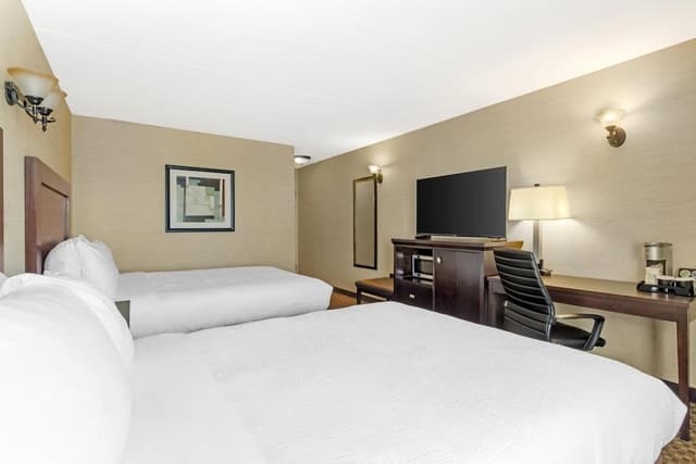 Standard Room, 2 Queen Beds, Non Smoking, Refrigerator & Microwave (2nd Floor)