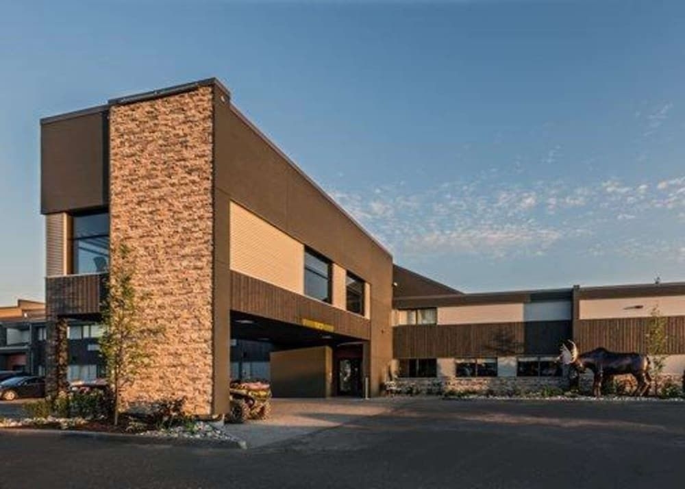 QUALITY INN & SUITES0