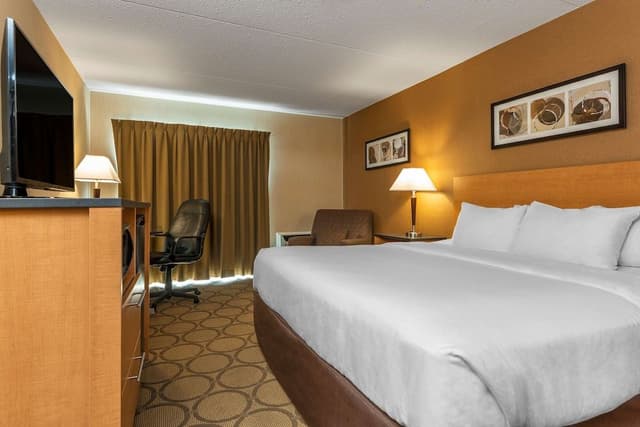 Standard Room, 1 Queen Bed with Sofabed, Second Floor