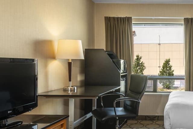 Room, 1 King Bed, Non Smoking