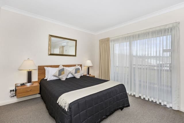 Executive Room, 1 Queen Bed, Non Smoking
