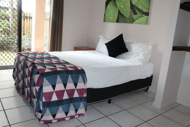 Triple Share Room