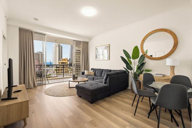 Two-Bedroom One-Bathroom Apartment with River View