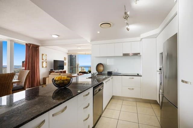 Two-Bedroom Apartment with Ocean View (High Floor)