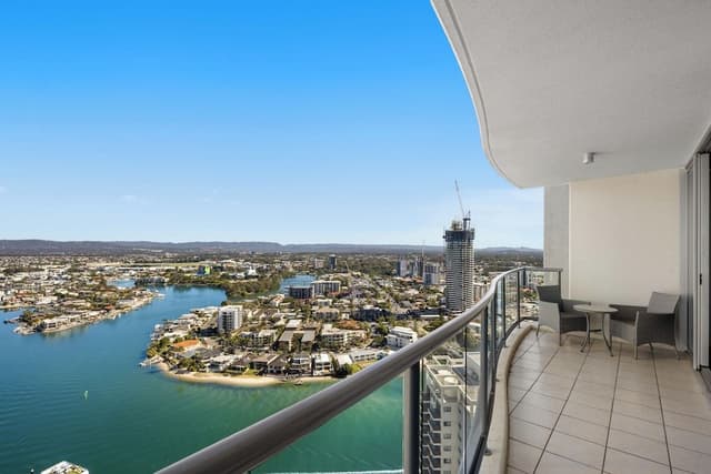 Two-Bedroom Apartment (High Floor)