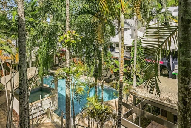 Pool View Studio