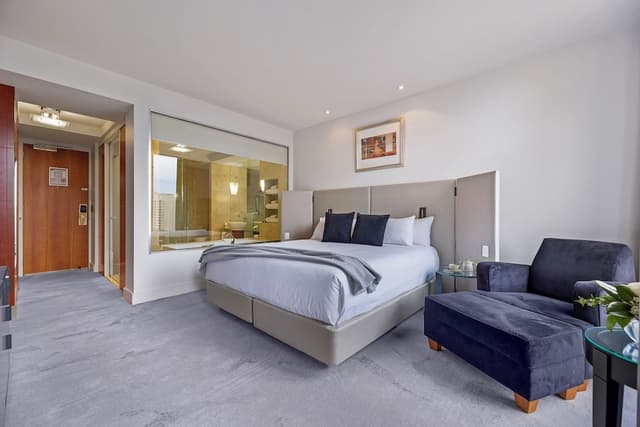 Peppers Guest Room