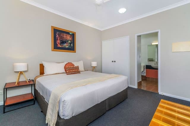 Executive Suite, Non Smoking