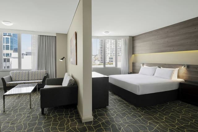 Deluxe Suite, 1 Bedroom, Corner