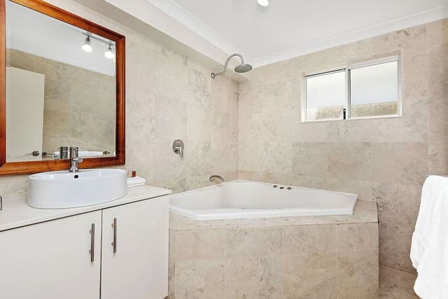Collections Two Bedroom Deluxe Apartment