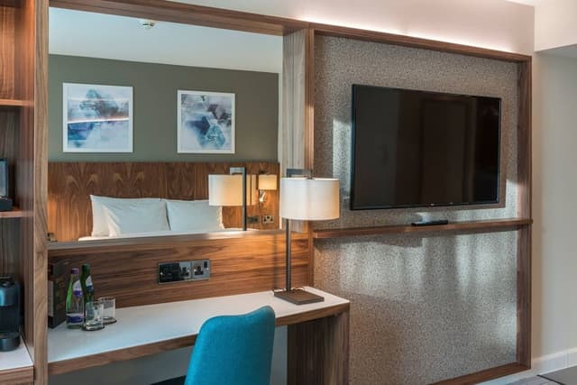 Premium Room, 1 King Bed