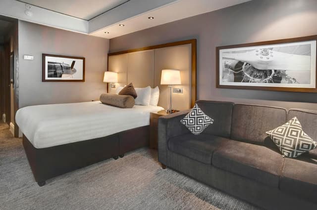 Standard Room, 1 King Bed