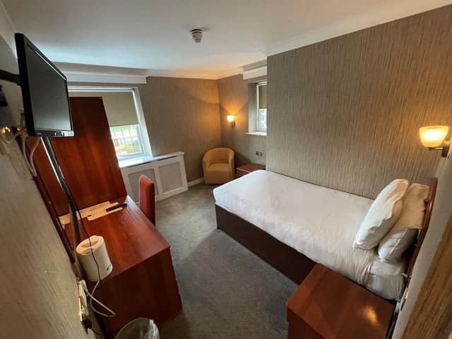 Standard Single Room