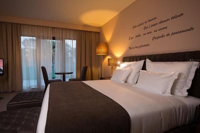 Twin Room with Extra Bed (3 Adults)