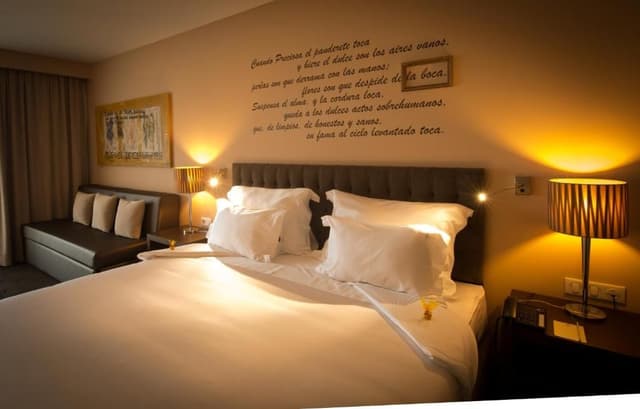 Twin Room with Extra Bed (3 Adults)