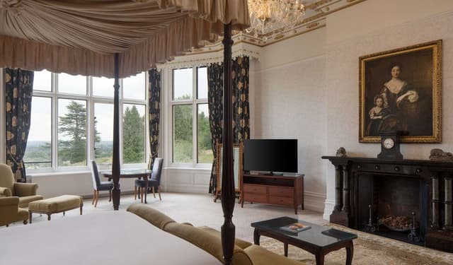 Deluxe Suite, 1 King Bed, Non Smoking (Four Poster Bed)