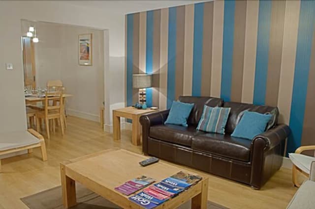 Standard Apartment, 3 Bedrooms (Annandale Street)