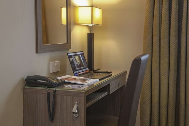 Standard Room, 2 Twin Beds, Accessible, Non Smoking