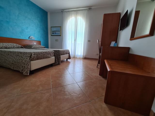 Classic Double or Twin Room, Balcony