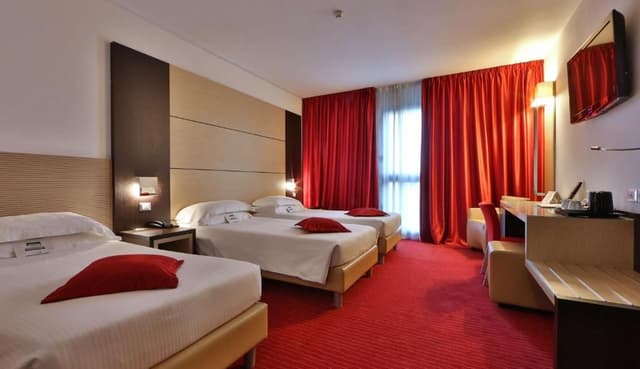 Comfort Triple Room