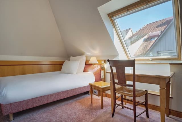 Standard Single Room