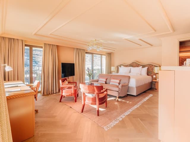 Grand Junior Suite with Matterhorn view