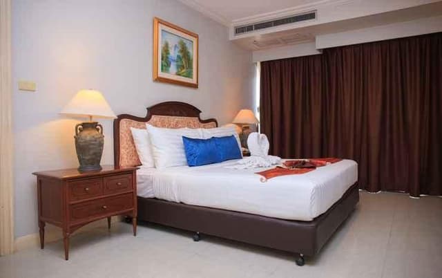 Suite Two Bedrooms