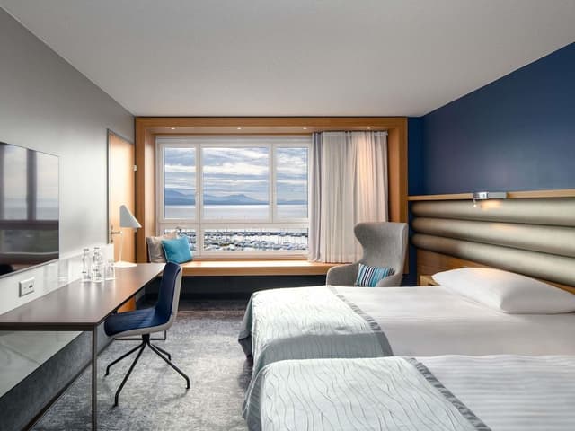 Deluxe Twin Room, 2 Twin Beds, Lake View