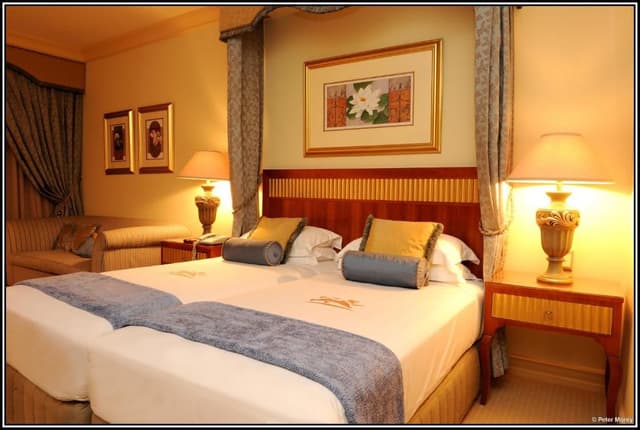 Deluxe King Room