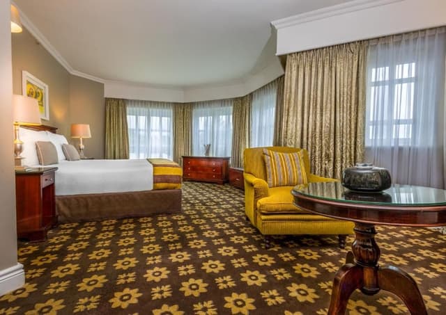 Superior Room 1 King Bed Non-Smoking