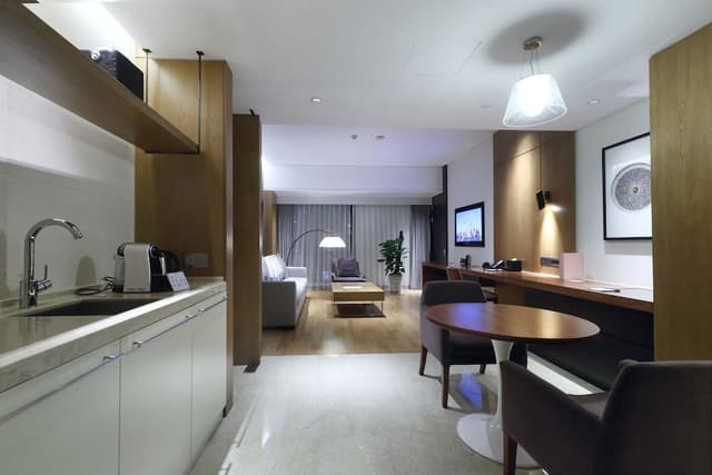 Suite, 1 Bedroom, River View