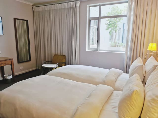 TWIN GUEST ROOM
