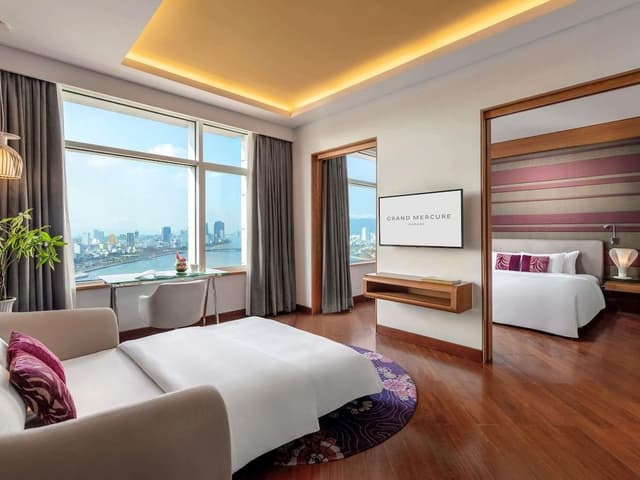 Family Suite, Multiple Beds, Executive Level