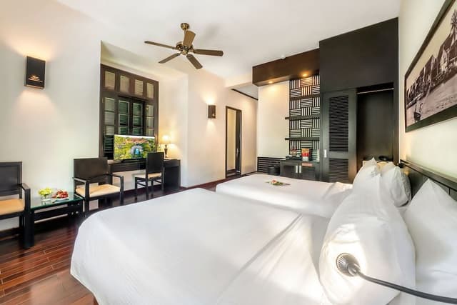 Classic Room, City View