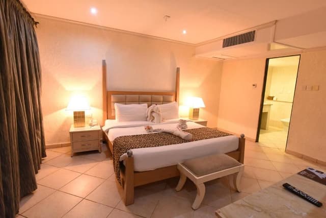 Penthouse Suite