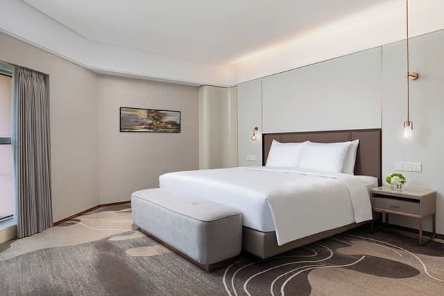 Dynasty Suite