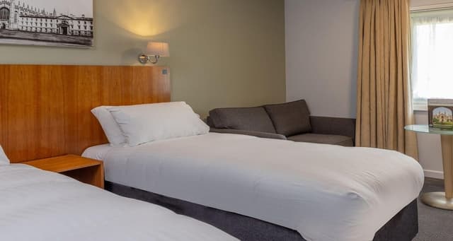 Superior Room, 2 Twin Beds, Non Smoking
