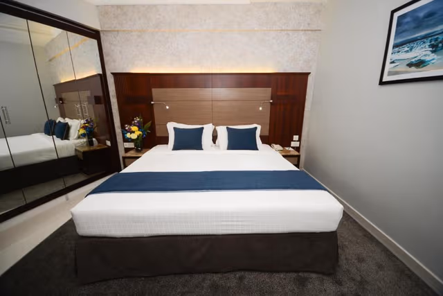 Deluxe Double Room (2 Adults + 1 Child)