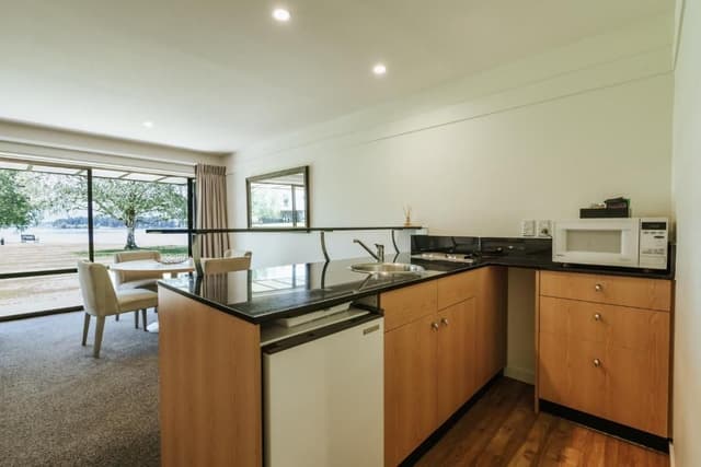 Lake View Two-Bedroom Apartment