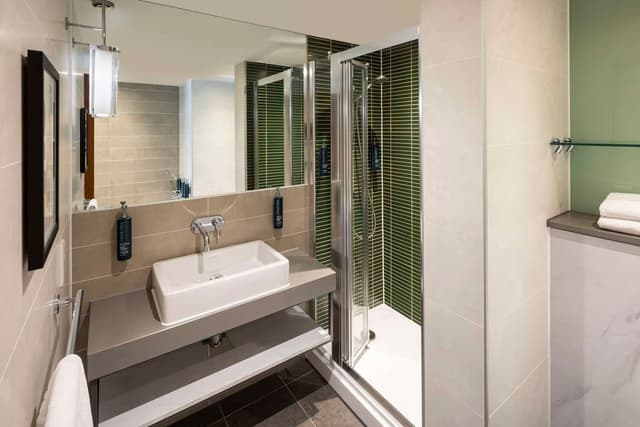 KING SUITE WITH CITY VIEW