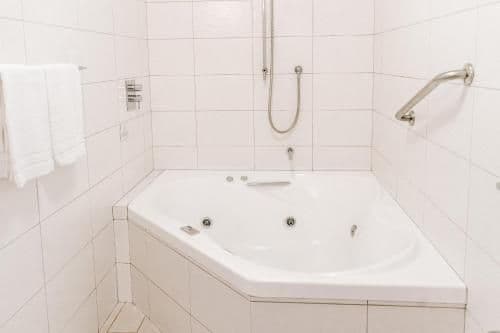 Two Bedroom Urban Apartment (Apt 11)
